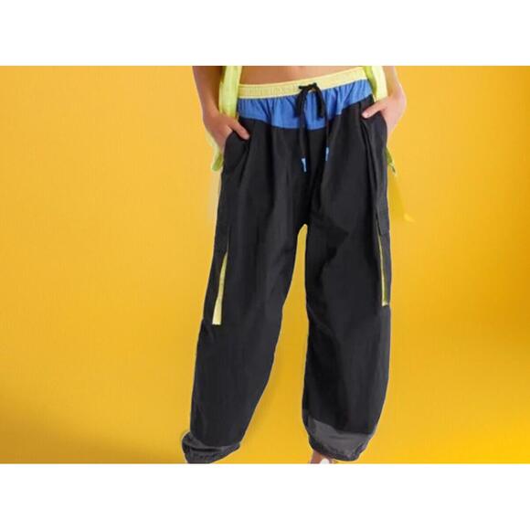 Free People Pants - $128 Free People Movement Spring Forward Cargo Balloon Pants Black Blue Size L